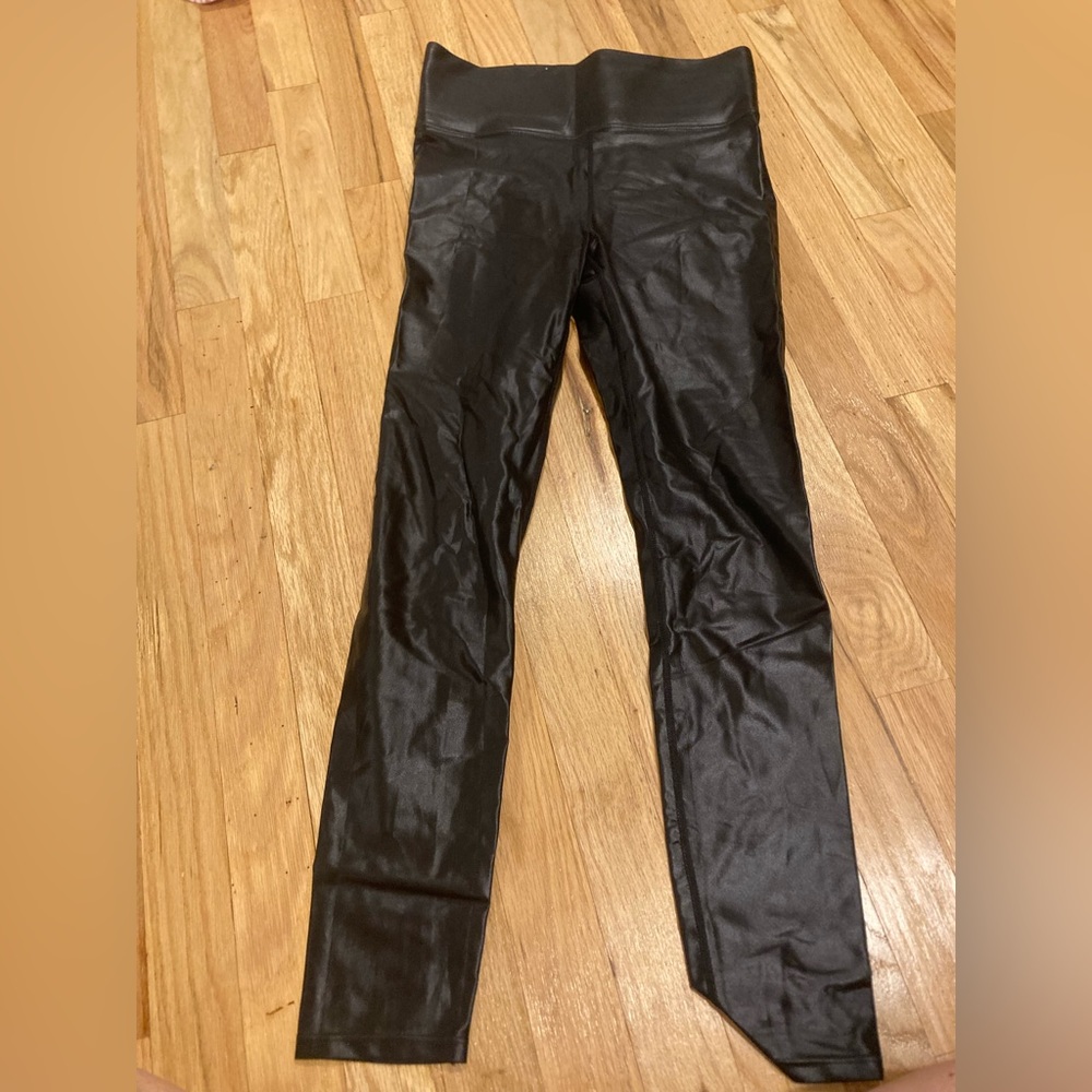 Need to be unwrinkled but perfect fall pants. Birds papaya collaboration.